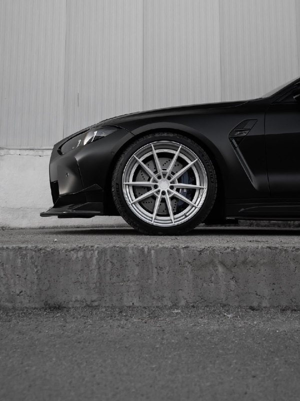 BMW G82 M4 6