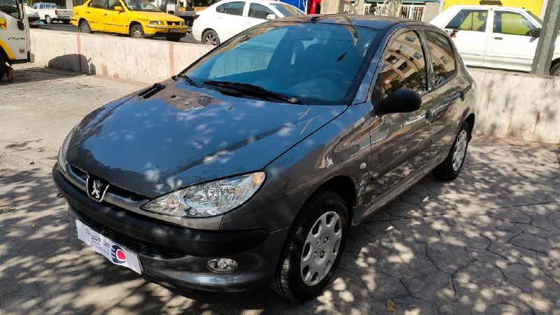 نمایشگاه همراه‌مکانیک: 🚗 پژو 206 تیپ 2 1400💰 قیمت: 1,720,000,000 تومان📏 کارکرد: 58,721 کیلومتر📍 محل: تهران، سعادت‌آباد✅ اقساط 1 تا 60 ماه📲 مشاه