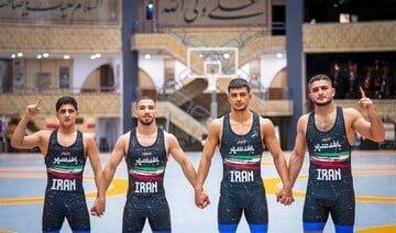 خبرهای فوری: 🔴صعود یک آزادکار به نیمه‌نهایی/۳ کشتی‌گیر در انتظار شانس مجدد🔹️در رقابت‌های کشتی آزاد جوانان جهان، رحمانی راهی مرحله نیم