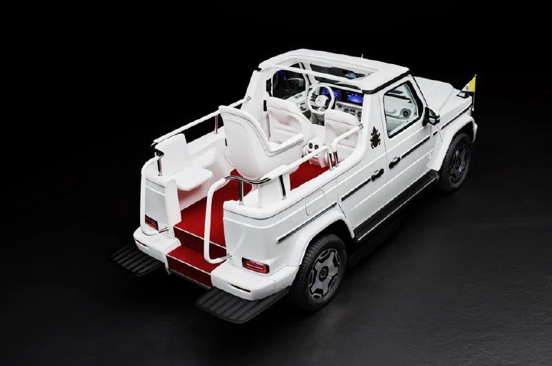 Mercedes-Benz  представил электрический «папамобиль» 4