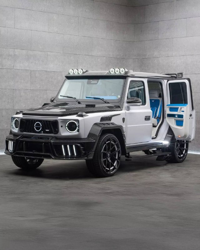 В Mansory показали Гелик с дверями, как у Rolls-Royce — и под капотом у него теперь аж 820 сил.