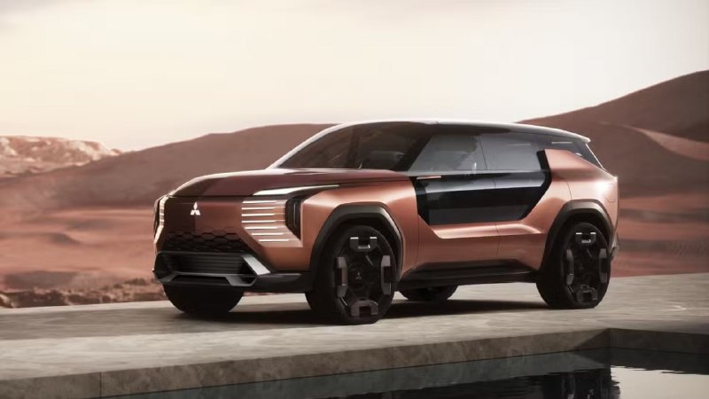 Mitsubishi Elevance — кроссовер будущего с четырьмя моторами 3