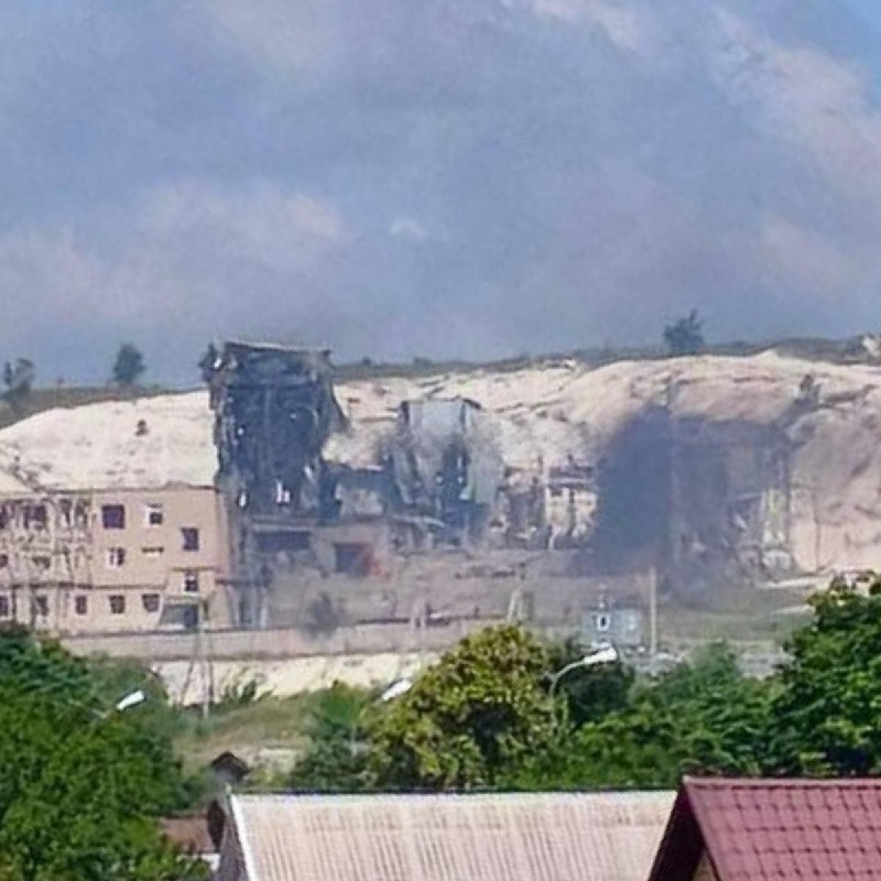 ❗️Ukraine’s Special Operations Forces said the rail bridge over the North Crimean Canal in occupied Crimea has been destroyed.