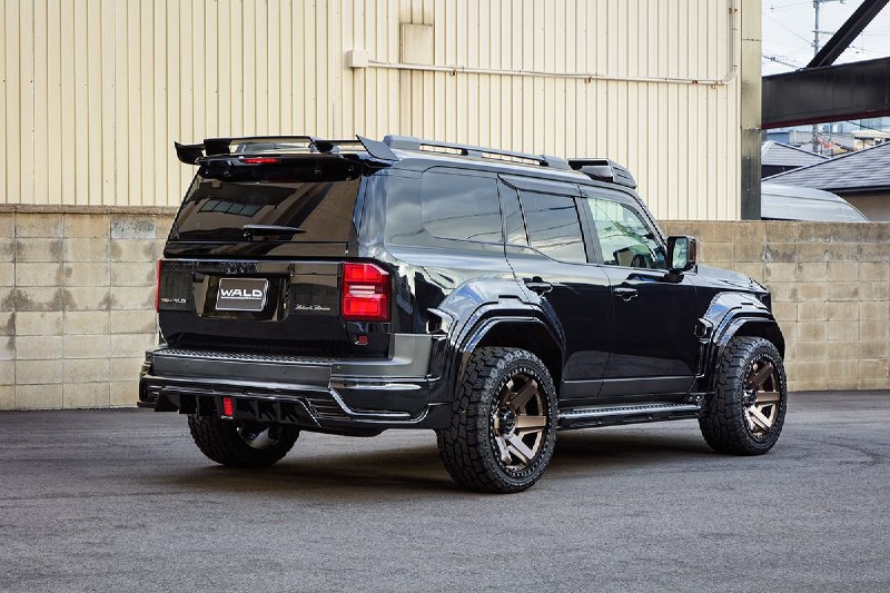 Land Cruiser Prado стал «чёрным бизоном» 6