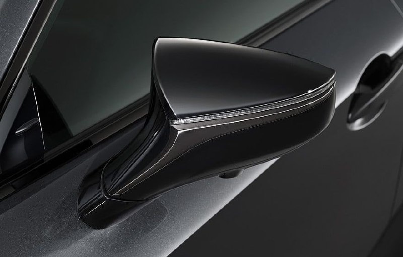 Lexus IS получил спецверсию F Sport Black IV 3