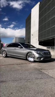 W222