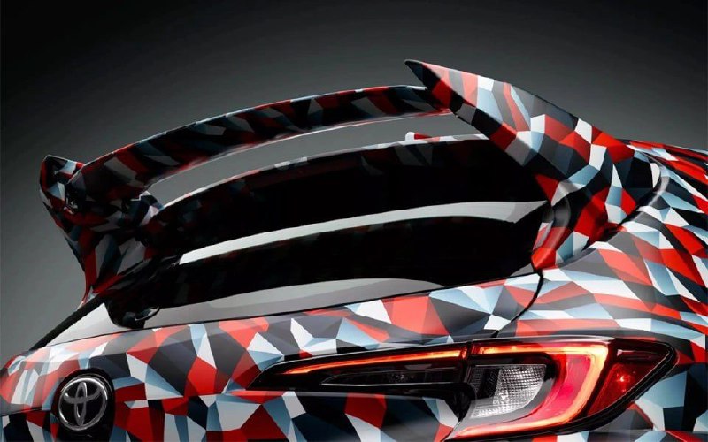 Toyota представили обновленную GR Corolla для США 3