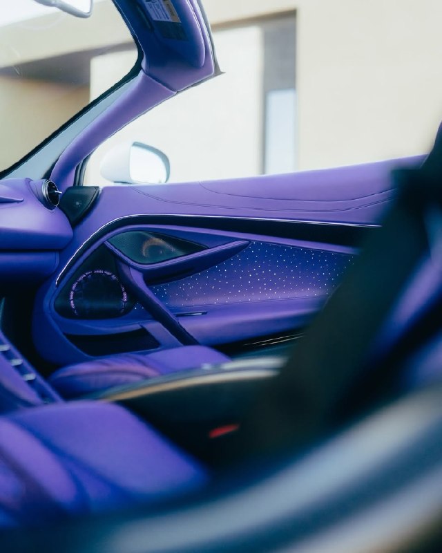 McLaren 765LT Spider 2022 года | Цена: 629 999 долларов США 7