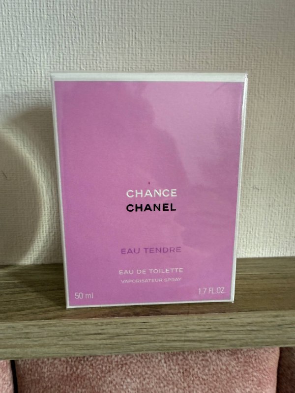 Продам духи Chanel chance из дьюти фри за 300 лари. Муж перепутал и привез не те. Новые не вскрыты. — фото 1