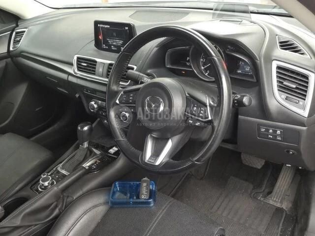 Mazda Axela 2017 фото 4