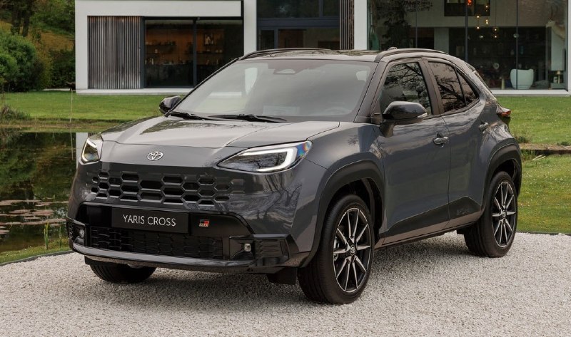 Toyota представила обновлённый Yaris Cross для Европы 3