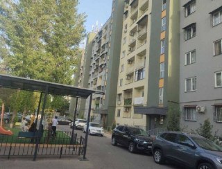Продается 1 комнатная квартира на Юнусабад 15, ор-р ресторан Бахор