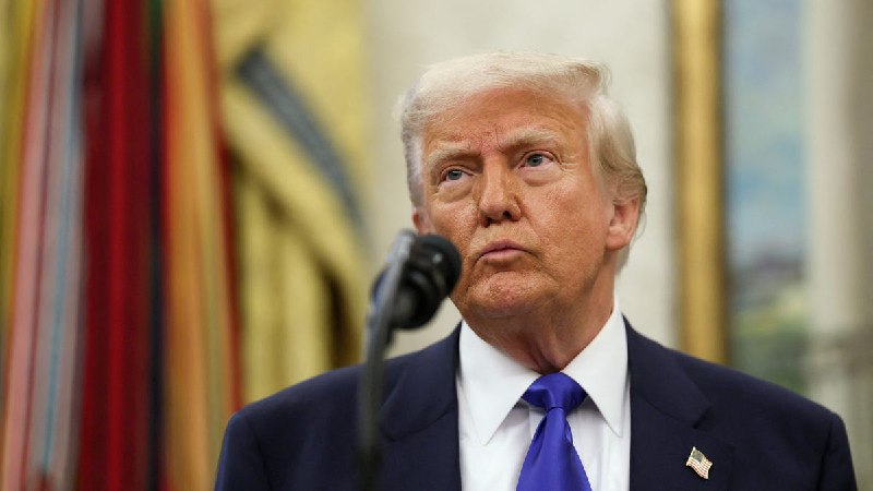 Donald Trump hosts a $1.5 million-per-person fundraiser, raising ethics concerns