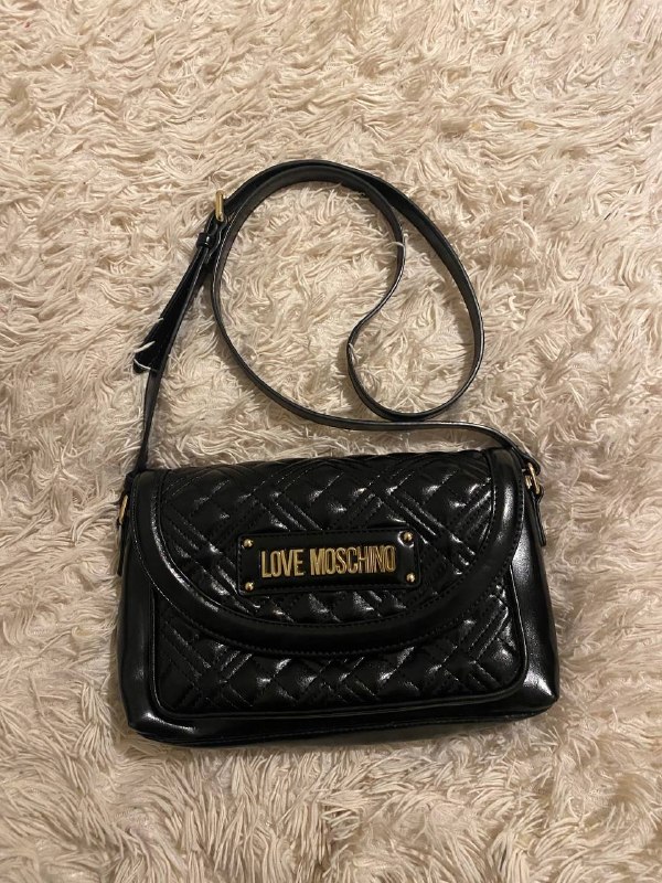 1. Сумка Love Moschino в хорошем состоянии - 200 лари — фото 1