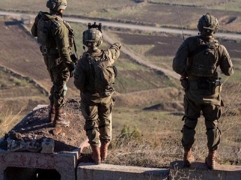 اعتمادآنلاین: 🔻آمادگی اسرائیل برای جنگ چند روزه در ارتفاعات علی الطاهر🔹با وجود مذاکرات مستقیم دولت لبنان و امتیازدهی‌های رایگان به رژی