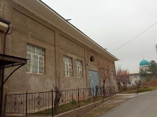 Учтепа тумани РОВД оркасидаги махаллада  ховли сотилади ! 8,8 сотих