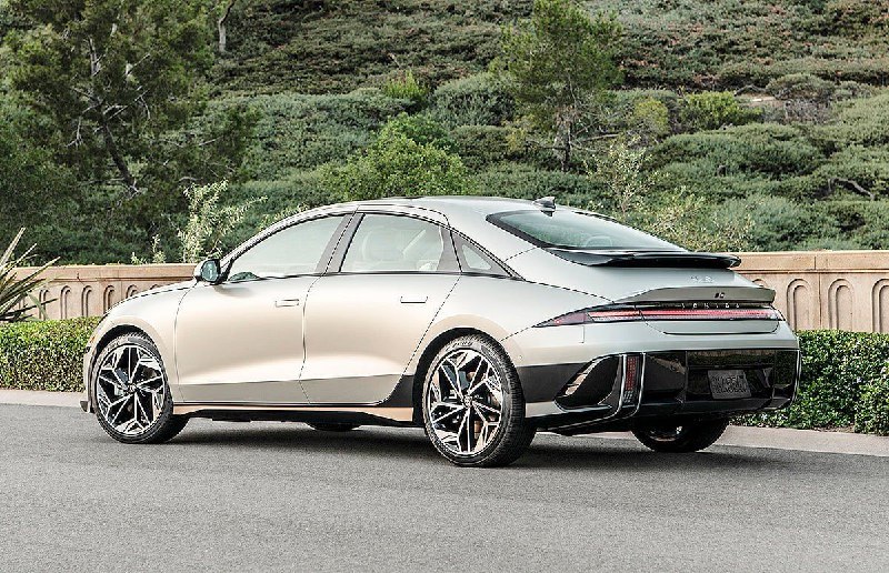 Hyundai Motor Group отзывает в Америке 147 тысяч электромобилей 4