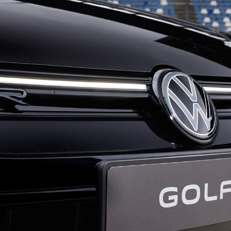Новый Volkswagen Golf R 5