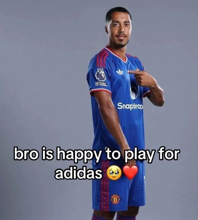 ⚽️Tans Footbali⚽️: داداشمون از بازی کردن برای آدیداس خوشحاله🗿@Tans_Footbali