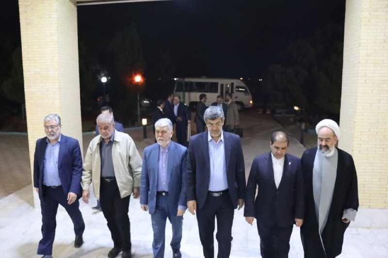 یزدرسا: ⭕️وزیر فرهنگ و ارشاد اسلامی وارد یزد شد 🔹سیدعباس صالحی، وزیر فرهنگ و ارشاد اسلامی، شامگاه امروز چهارشنبه ۴ شهریورماه در 