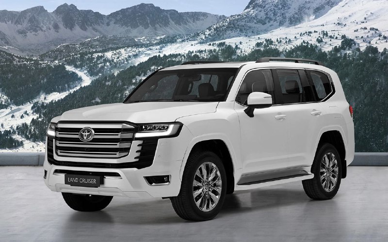 Дилеры привезли в Россию Toyota Land Cruiser 300 по цене от ₽12,7 млн. Два года назад при цене от 5,