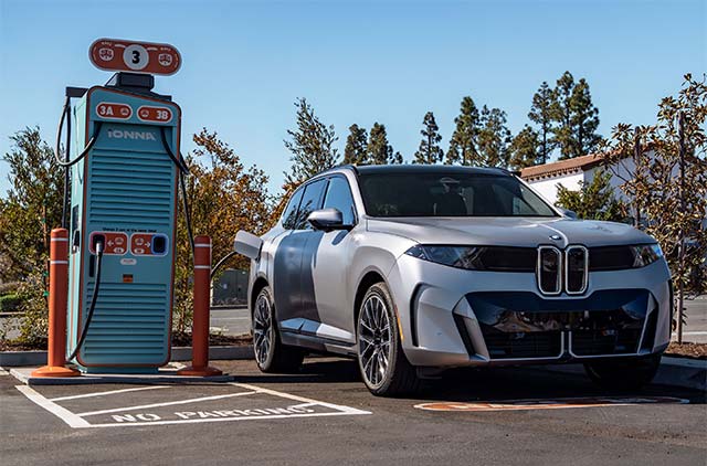 🏎️ BMW iX5 показывает рекордную скорость зарядки — 170 миль за 10 минут

Сегодн