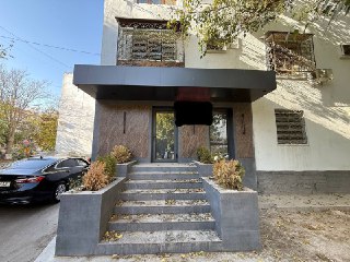 Госпитальный / 76м2 Офис Продаётся / Центра города