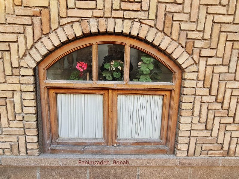 خبر بینابیست: #تصویر_روزآجرهای دیروزعکس: رحیم زاده🆔 @bina20