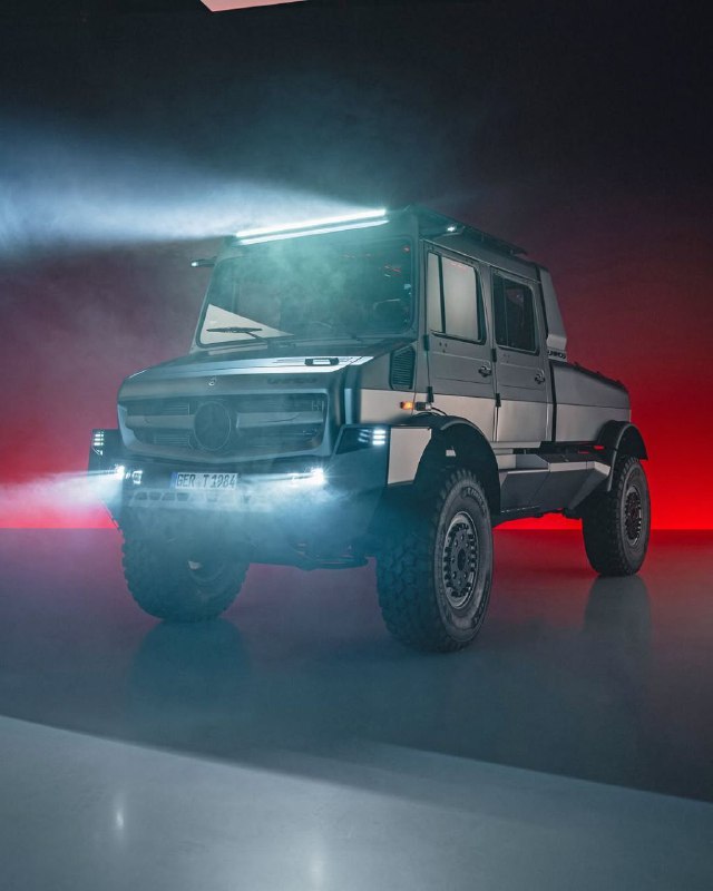 2026 Mercedes-Benz Unimog 8