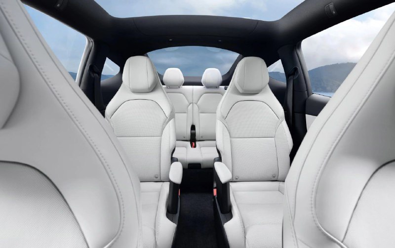 В Китае представили удлинённую Tesla Model YL 4