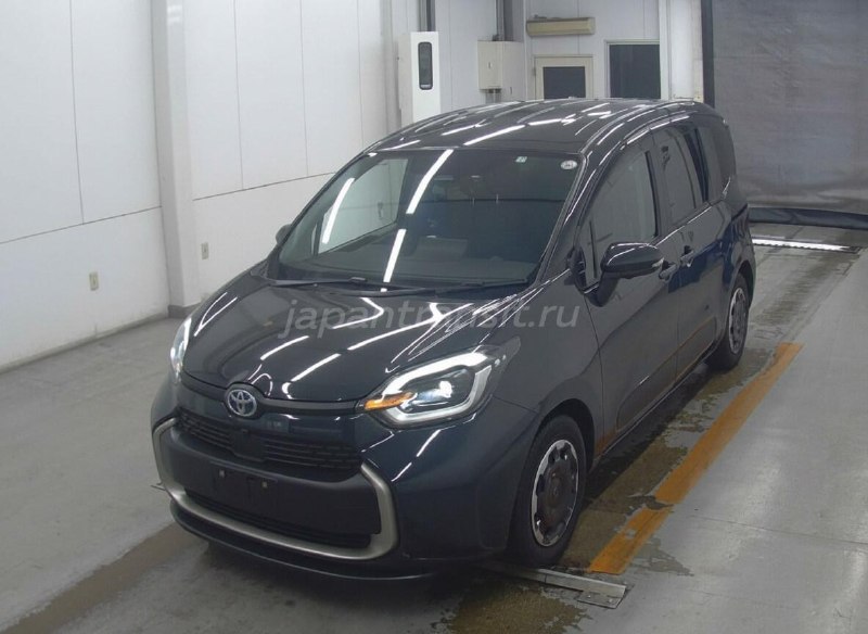 Toyota Sienta 2023 фото 2