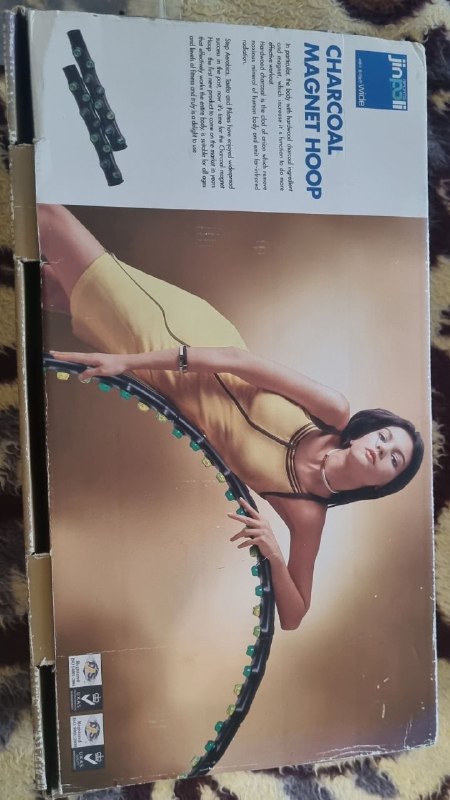 Обруч с магнитыми массажорами . 50 лари. — фото 1