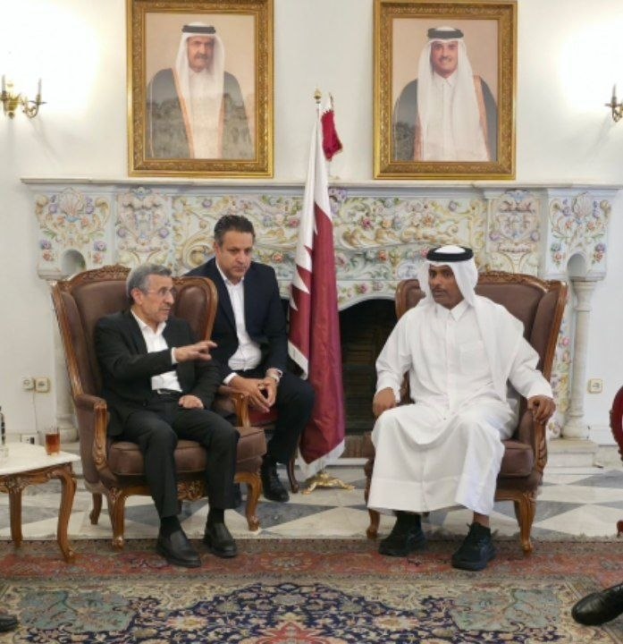 🇮🇷🇶🇦‼️נוכחותו של ד"ר אחמדינג'אד, נשיא איראן לשעבר, בשגרירות קטאר בטהרן וחתימת ספר התנחומים על מותו של ה…