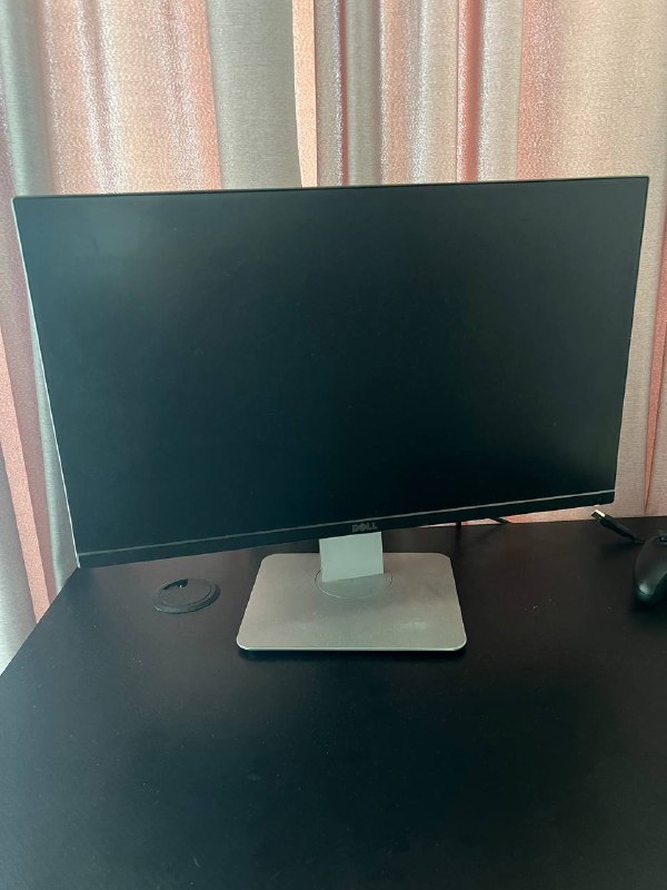 Продам монитор, состояние идеальное, регулируется по высоте, 150 лари! — фото 1