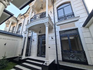 Очень высокий проект замечательно качества с 6 комнатами