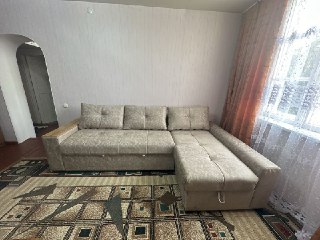 1 xonali kvartira sotiladi.