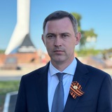 Максим Леонов