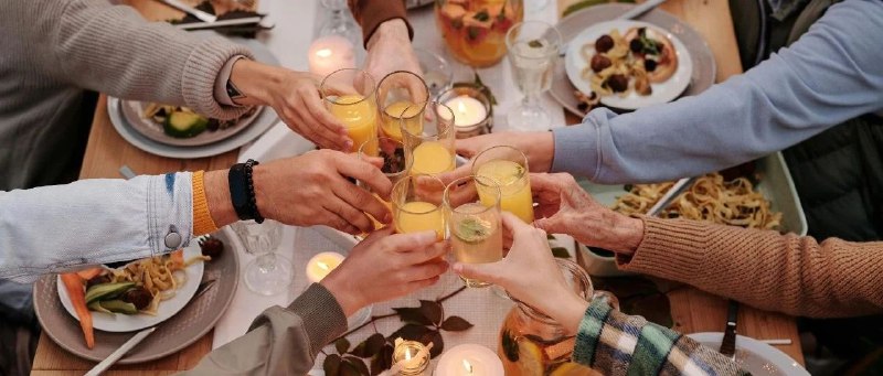 参加完同学聚会，我失眠了