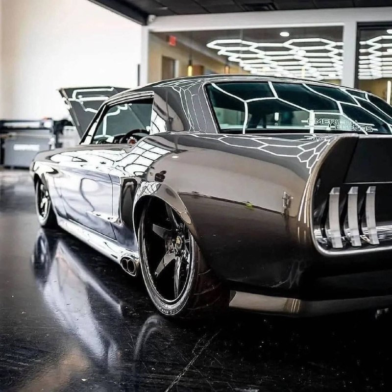 Mustang с двигателем от Ferrari 2