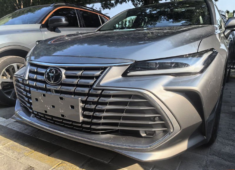 Раскрыта внешность обновленной Toyota Avalon 2