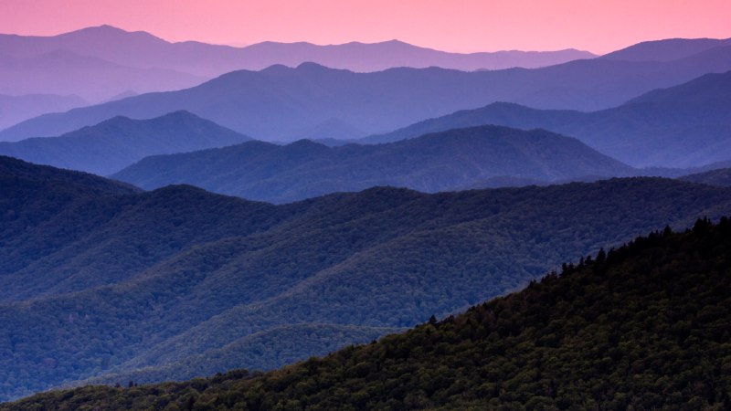Aged to scenic perfectionGreat Smoky Mountains National Park, Tennessee (© Mint Images/Getty Images)