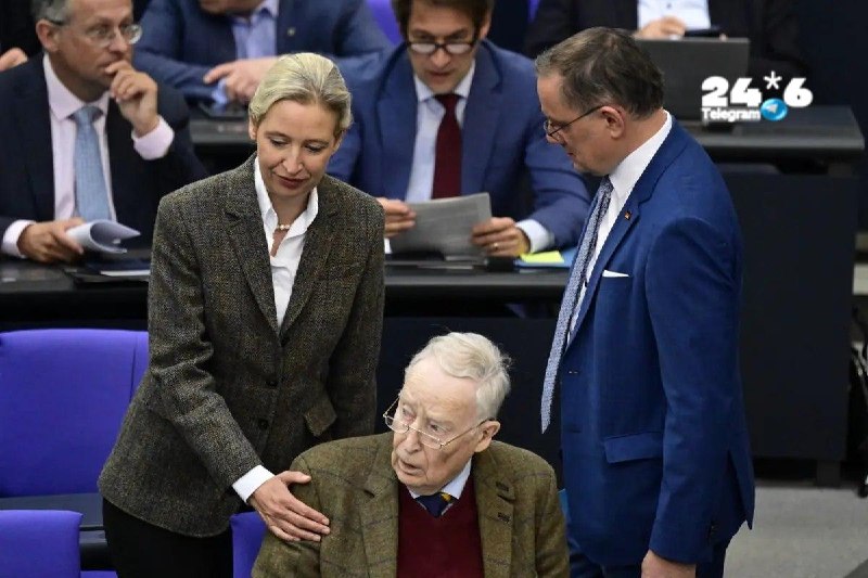 🇮🇱 In Germany, the email of "Alternative to Germany" was hacked. In the correspondence between the leaders of the far-right party, there is talk of Nazi greetings, anti-Semitic theories, mistreatment of refugees and shooting them at the border. Also, the participants of the correspondence debated the issue of denying the Holocaust and praising Adolf Hitler. "Alternative to Germany" confirmed the event.