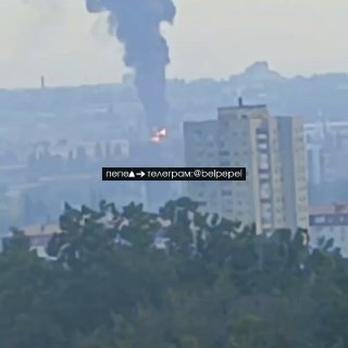 🌐 Власти разрешили оборот бензина «Евро-3», количество погибших в Киеве выросло до 30. Что произошло к утру 3 июля:🔹 Количество погибших в результате российского удара по Киеву 2 июля увеличилось до 30.🔹 В Белгороде во время атаки ВСУ погиб человек. В неко