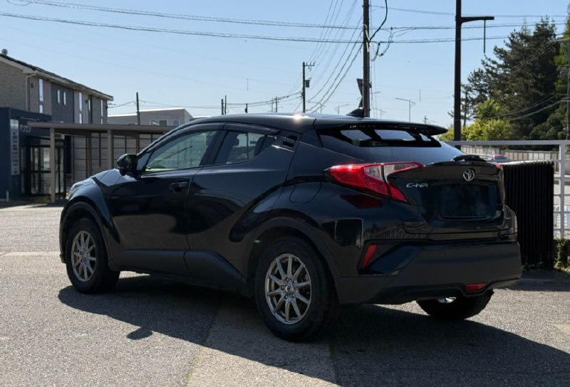 Toyota C-Hr 2021 фото 2