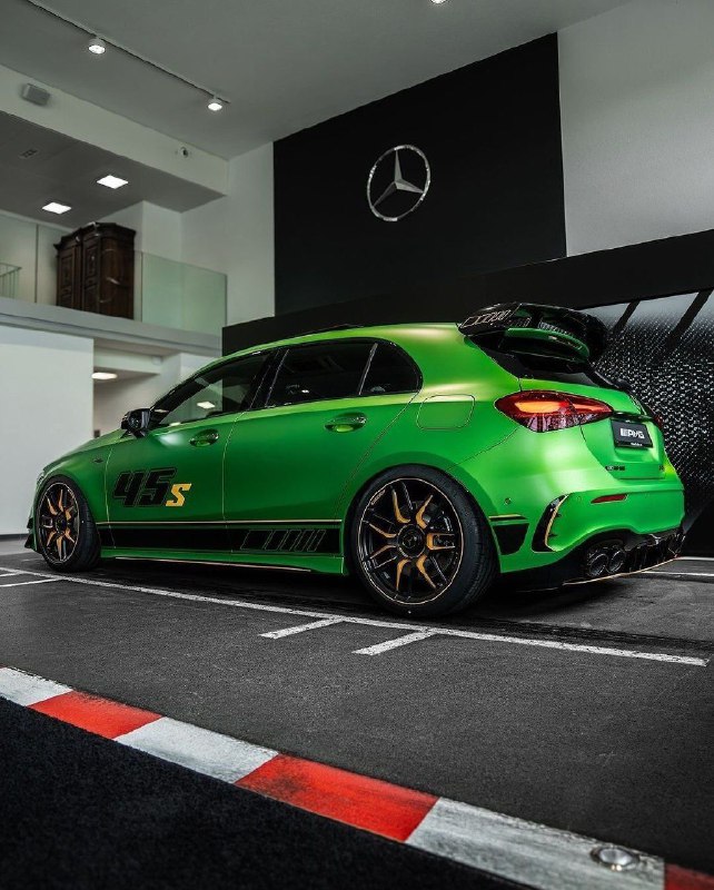 Mercedes A45 S AMG Limited Edition 3