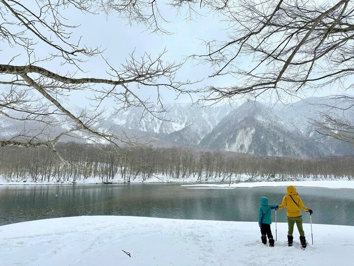 美麗又冷冽的「日本長野上高地雪地健行」