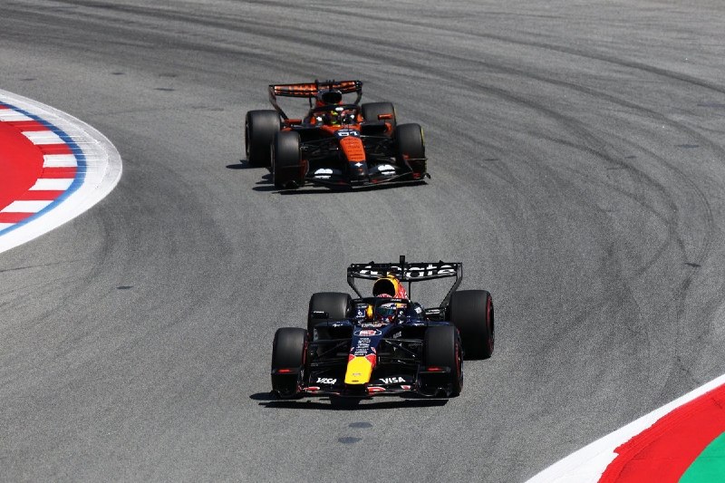 Верстапен, возможно ли его уход в McLaren уже в этом сезоне?Зарубежные источники