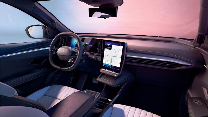 Renault обновила Scenic дебютировавший осенью 2023 года 3