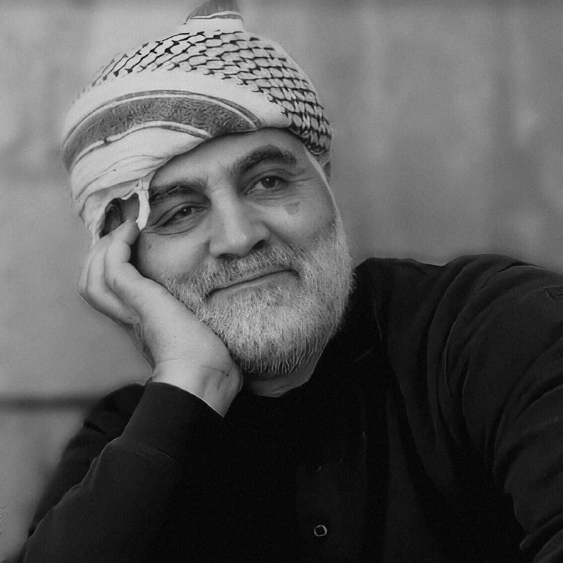 •شـھـیـدبابڪنورے•: آن روز اگر فهمیده بودم بر نمیگردی آن خندههای آخرت را قاب میکردم..#سردارقلبم♥️