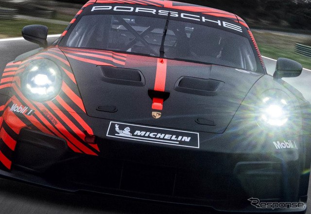 Порше вчера зажгли! Германия представила 911 GT4 R — клиентскую гонку на баз